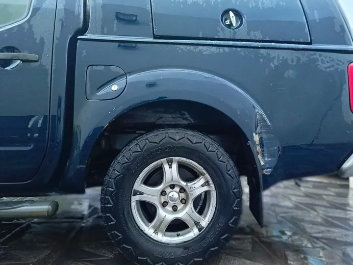 Nissan Navara 2009 Automatic – photo 6
