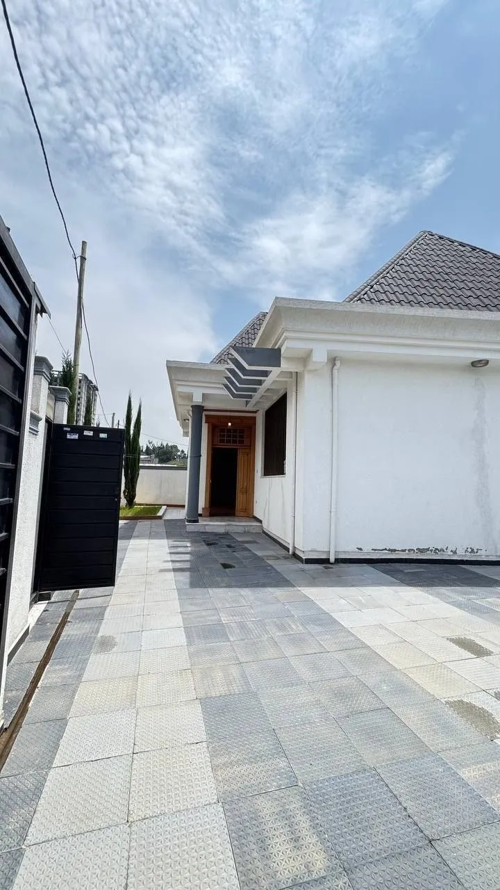 Villa House for Sale at Summit – photo 3