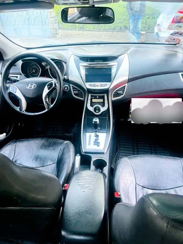 Hyundai Avante 2012 GDI Automatic – photo 3