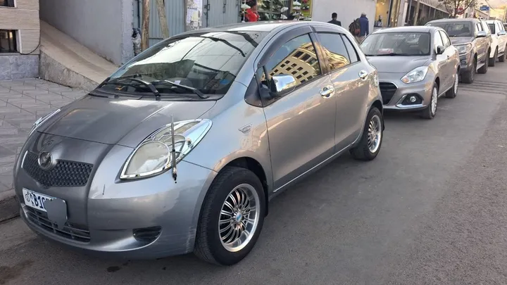 Toyota Yaris Compact 2008 Automatic – photo 9