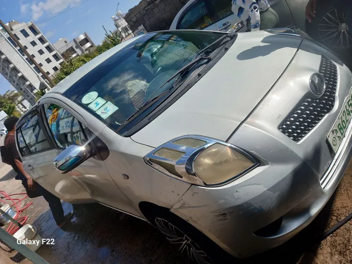 Toyota Yaris Compact 2005 Automatic – photo 6