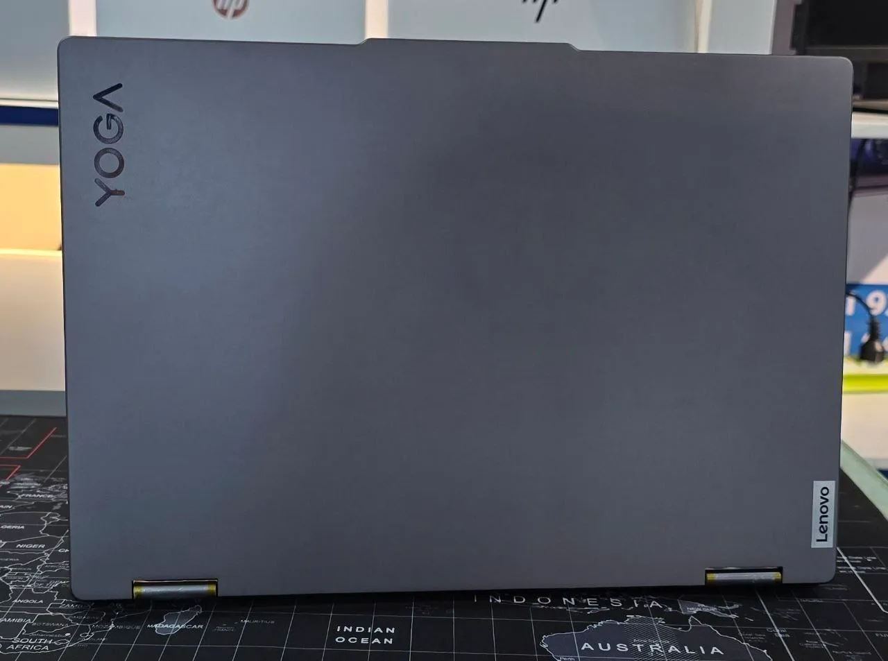 Lenovo Ideapad Yoga 7 i7 Laptop – photo 3