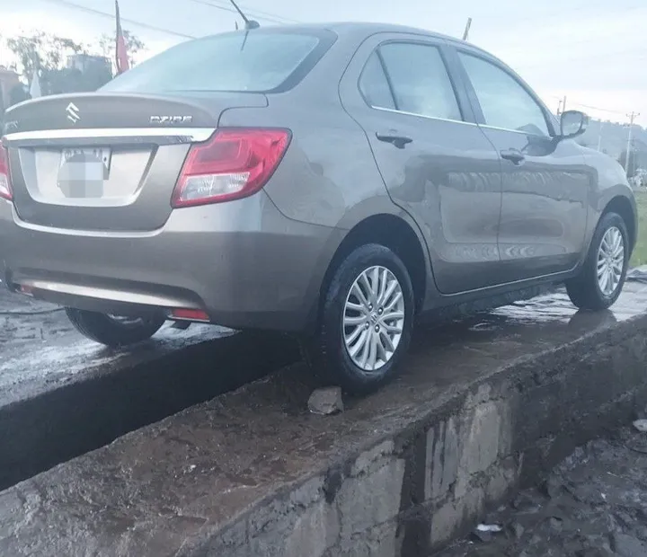 Suzuki Dzire 2022 Automatic – photo 3