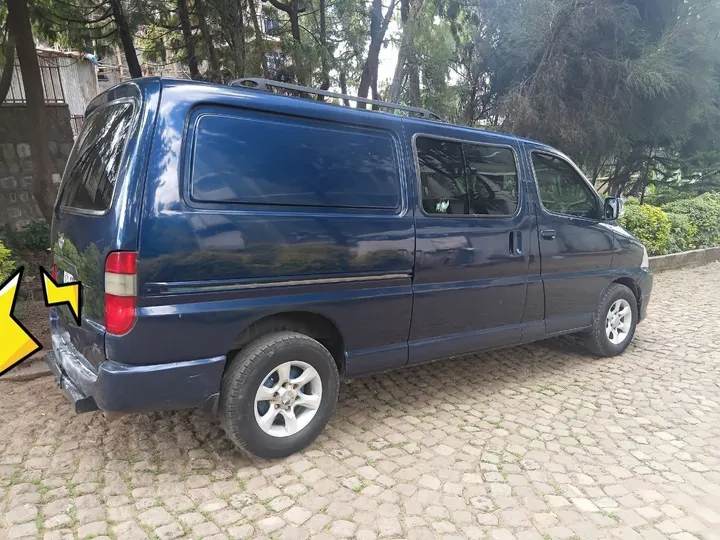 Toyota Dolphin D4D Van 2008 – photo 3