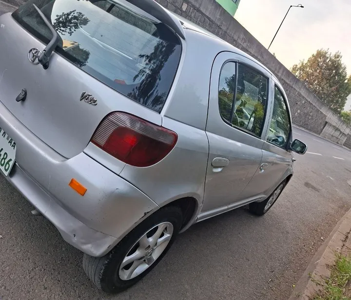 Toyota Vitz Automatic 2001 – photo 6