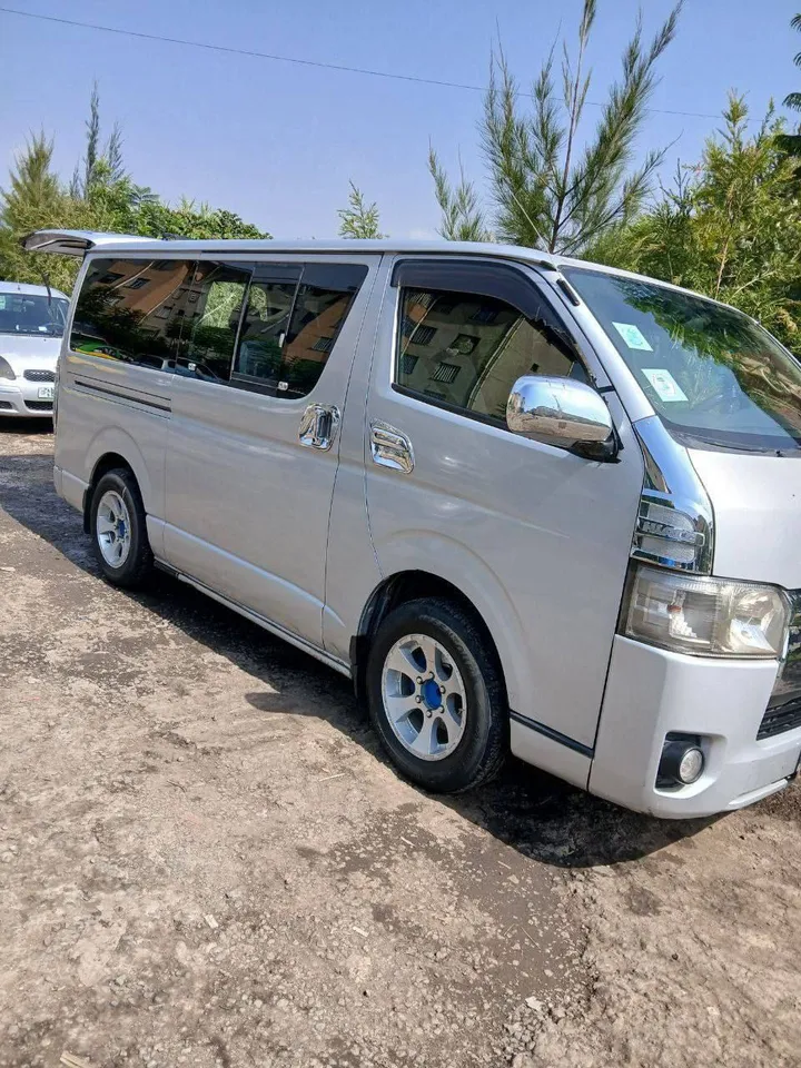 Toyota Abadula 2007 Manual Diesel – photo 5