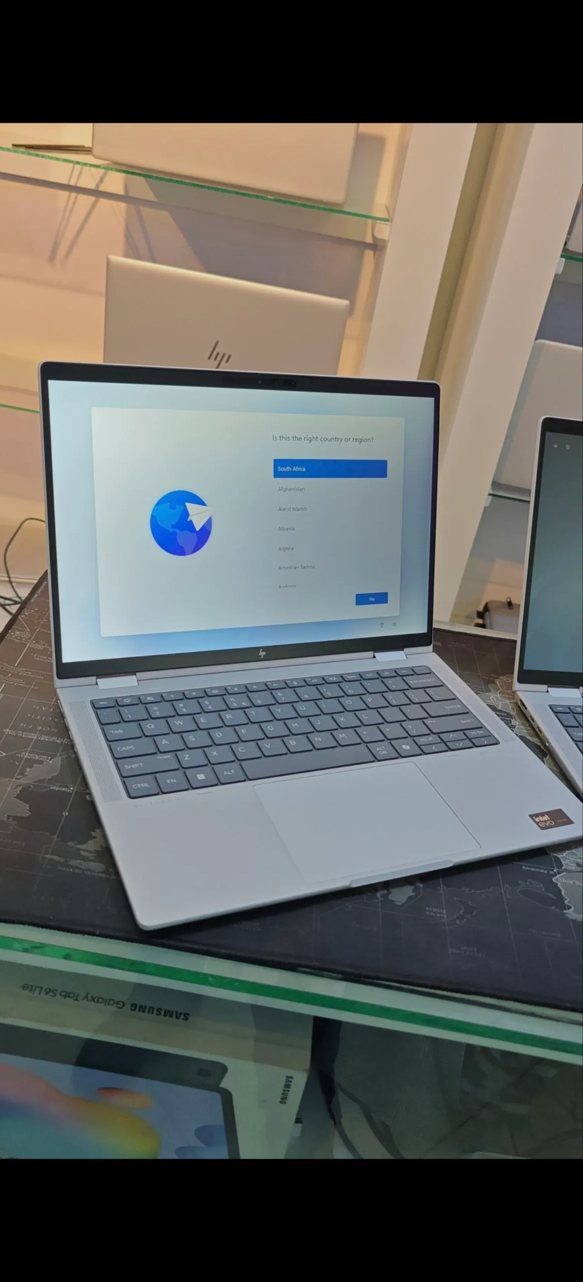 HP EliteBook G11 x360 Ultra 7 – photo 3