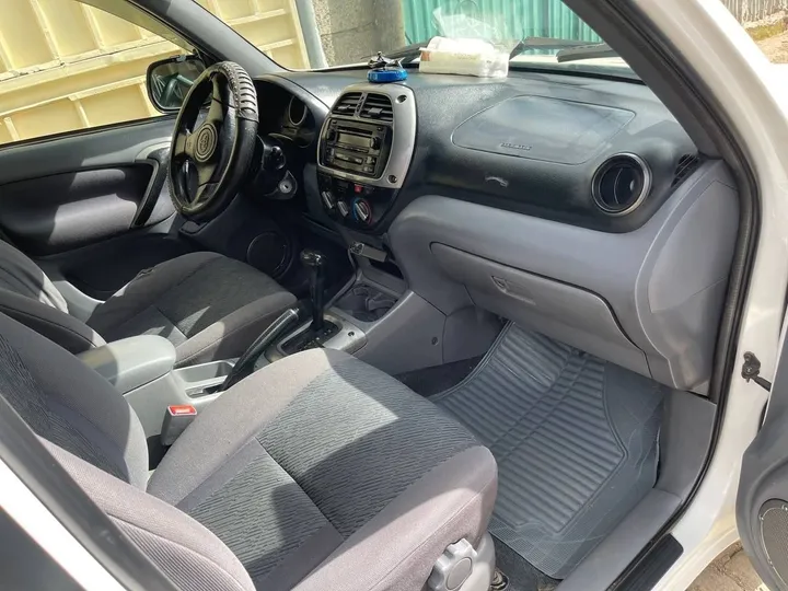 Toyota RAV4 2003 Automatic – photo 4