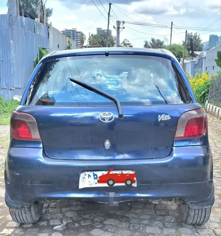 Toyota Vitz 2001 Automatic 1.0L – photo 3