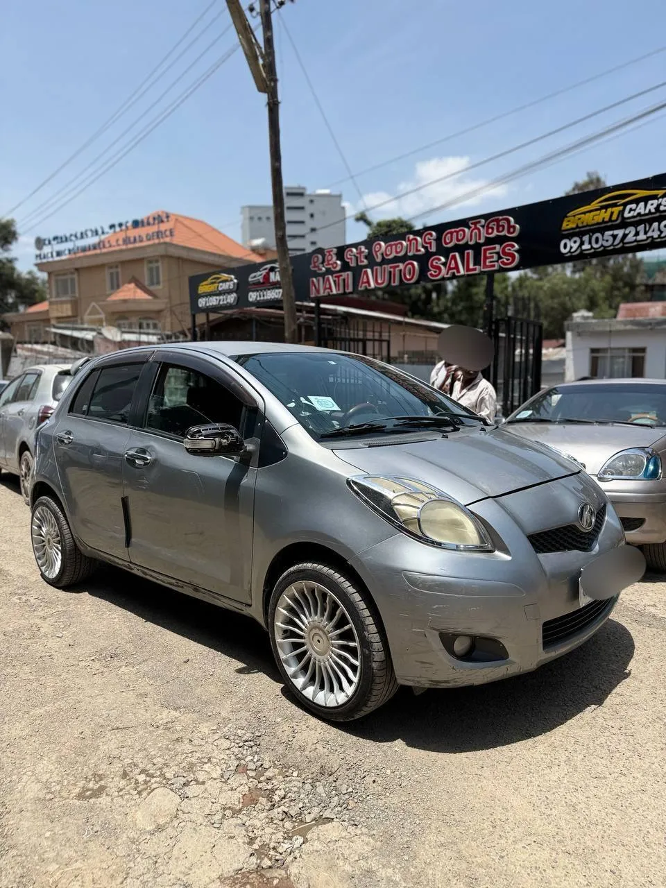 Toyota Yaris Compact 2010 Automatic – photo 5