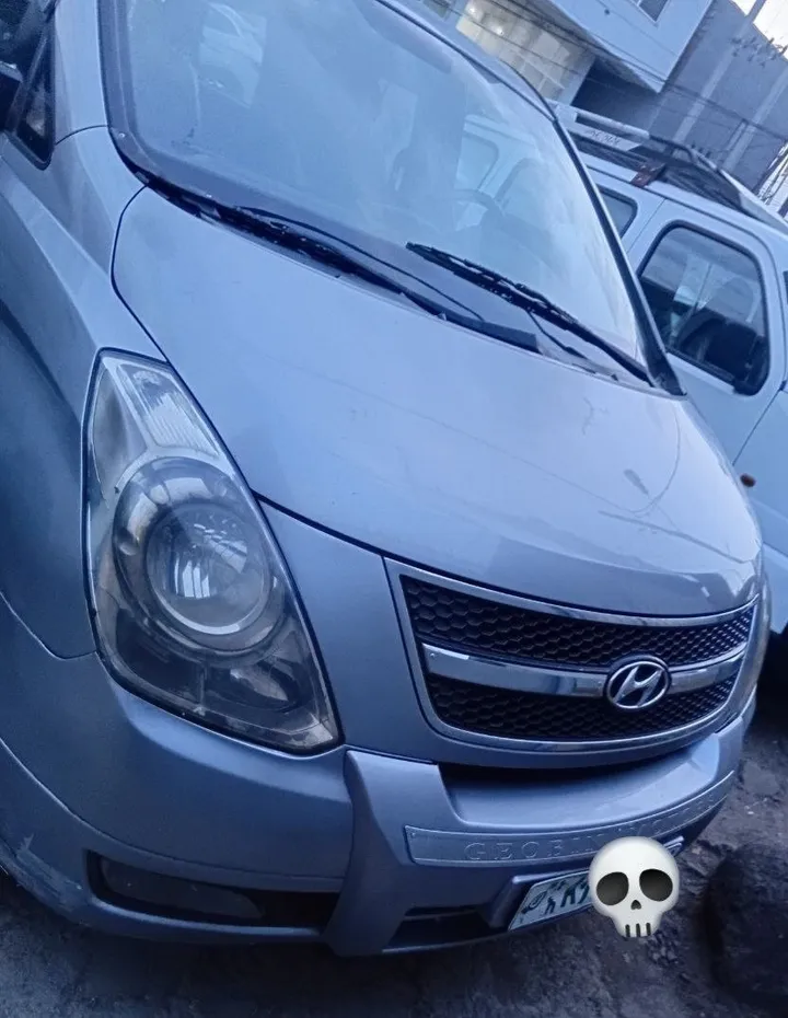 Hyundai Starex 2012 Diesel Automatic – photo 4