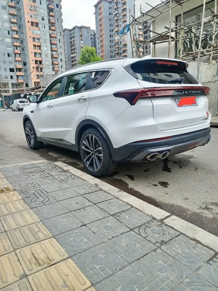 Cherry Jetour X70 Plus 2023 SUV – photo 5