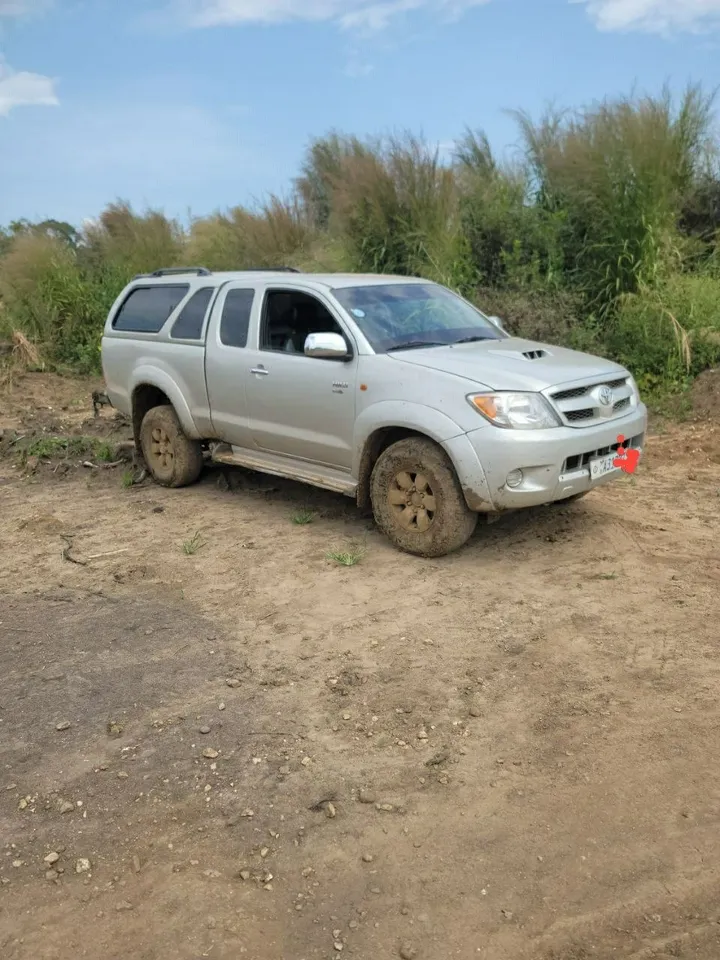 Toyota Hilux Double Cab 2008 – photo 4