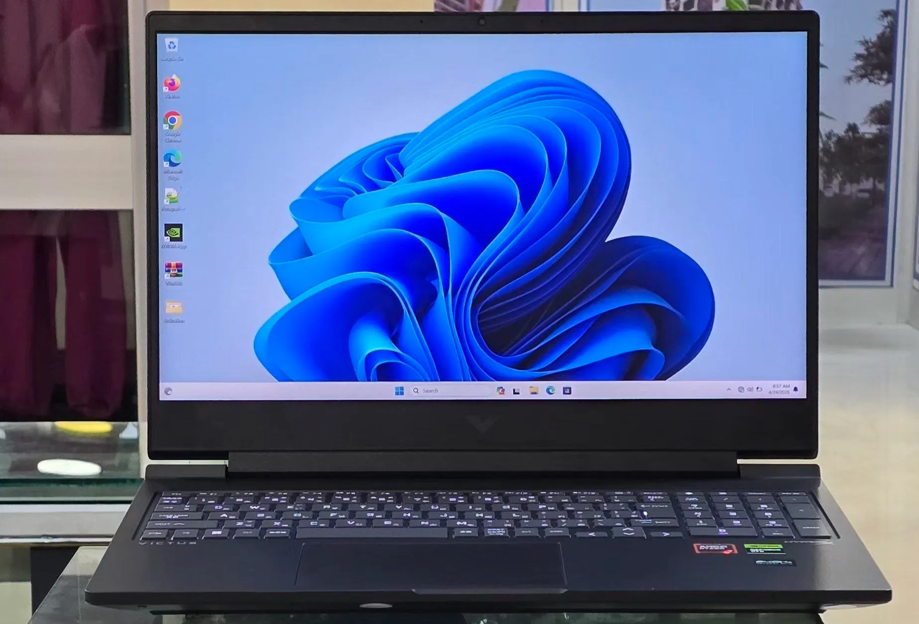 HP Victus Ryzen 7 RTX 4060 Gaming Laptop – photo 3