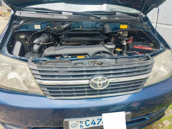 Toyota Hiace Dolphin 2011 – photo 3