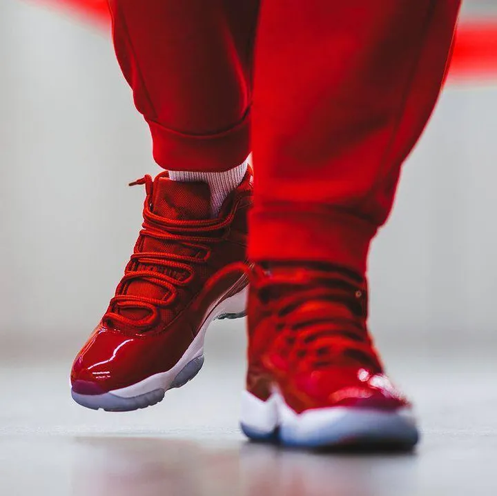 Jordan 11 Sneakers – photo 3