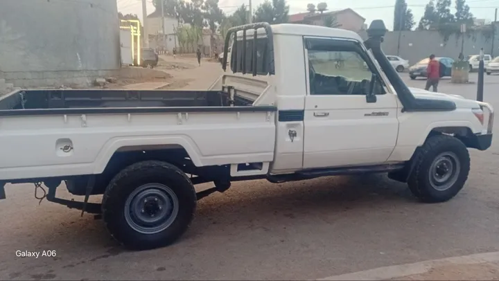 Toyota Land Cruiser 1HZ Pickup – photo 6