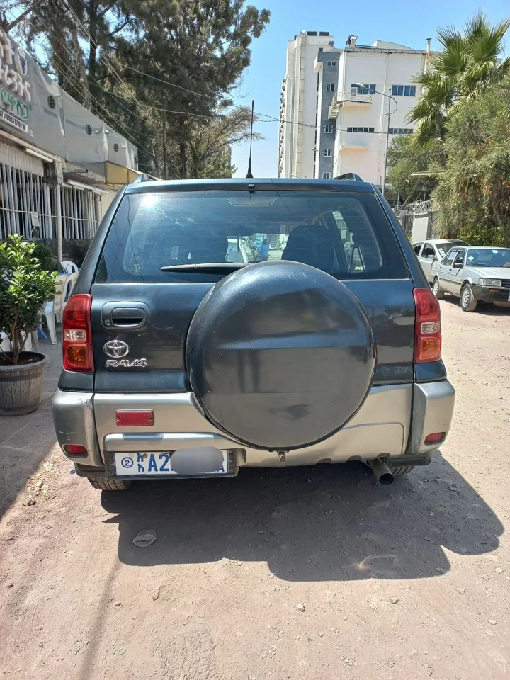 Toyota RAV4 2004 1.8L Manual – photo 3