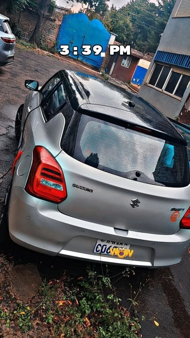 2022 Suzuki Swift Automatic – photo 4