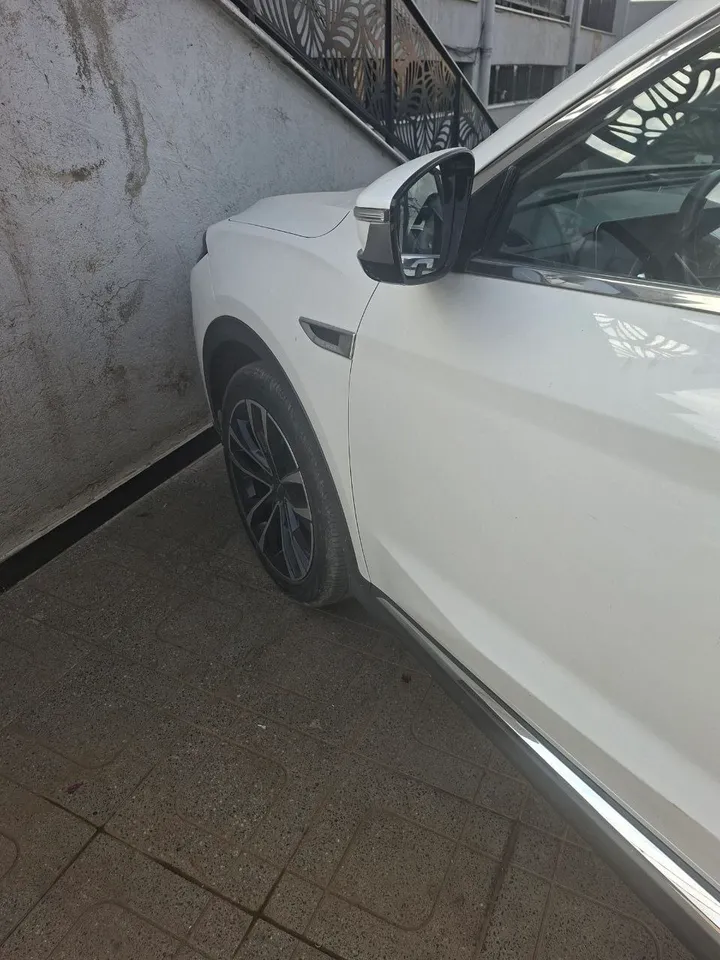 2023 Jetour SUV 30000 km – photo 4