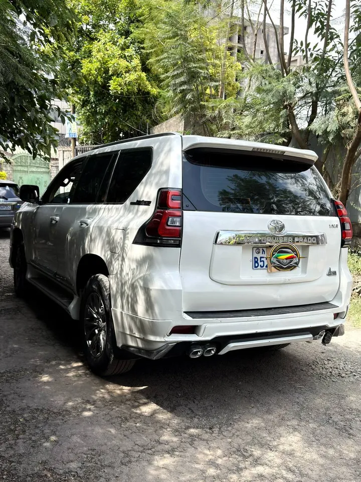 Toyota Landcruiser Prado 2014 – photo 7
