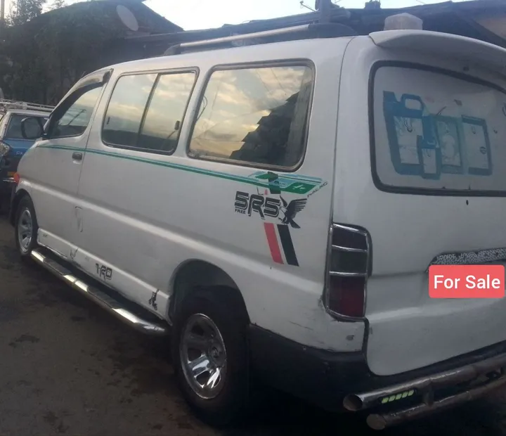Toyota Dolphin 2L Van 1999 – photo 5