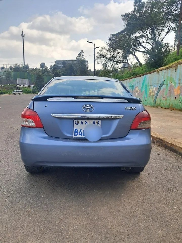 Toyota Yaris Belta 2007 – photo 3
