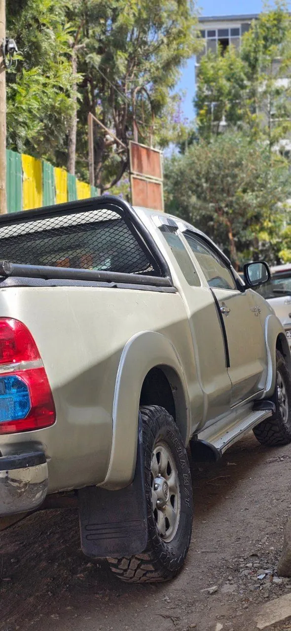 Toyota Vigo D4D 2007 Manual Pickup – photo 6