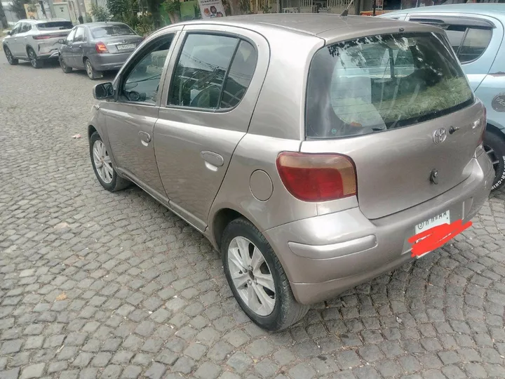 Toyota Yaris Manual 2004 – photo 3