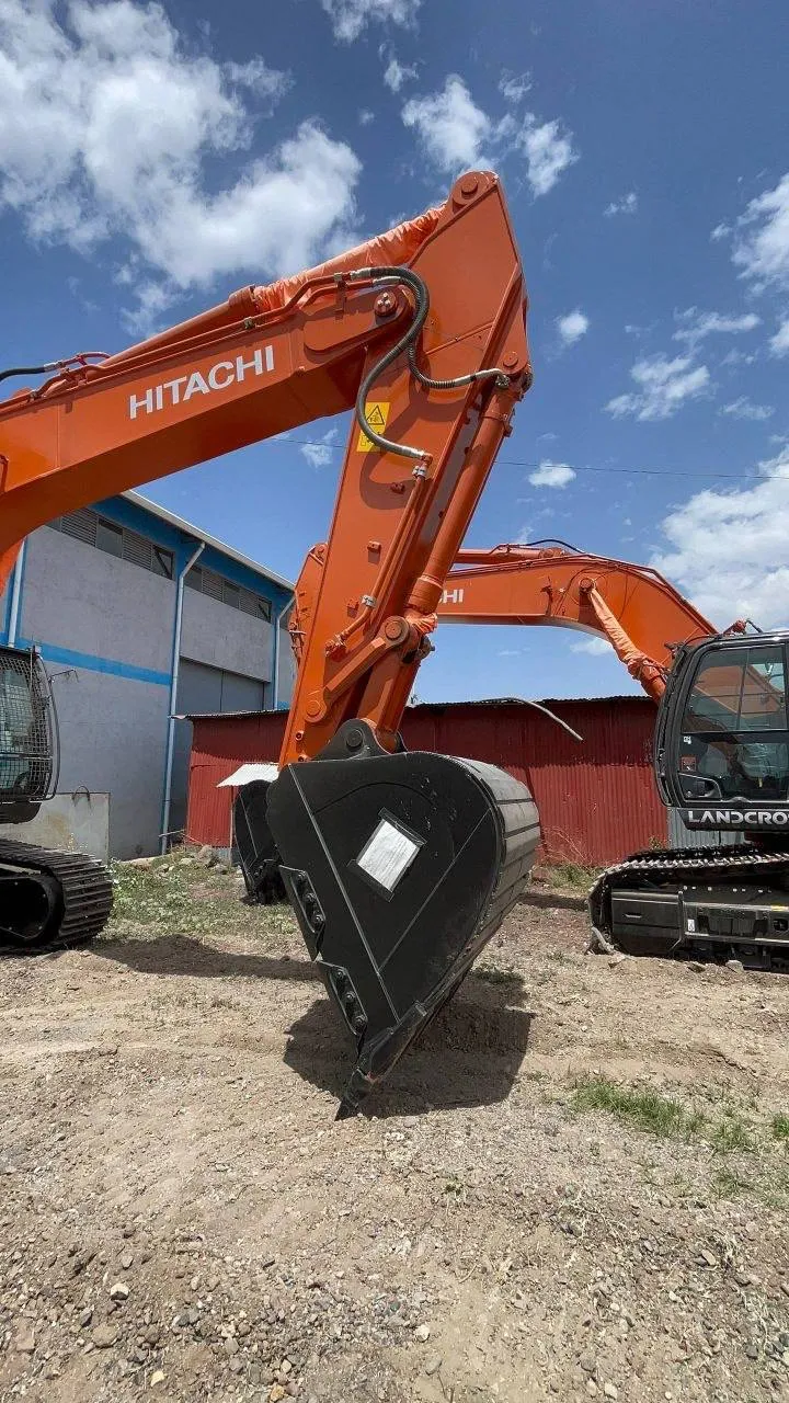 Hitachi ZX350H Excavator 2026 – photo 4