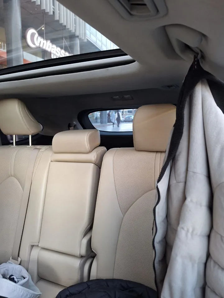 Toyota Highlander Limited Hybrid 2023 – photo 8