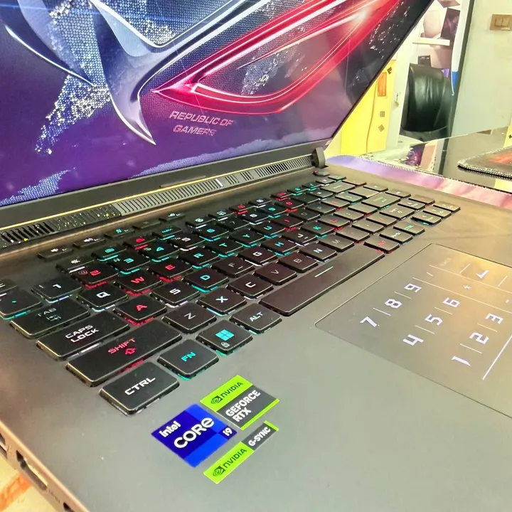 Asus ROG Strix i9 RTX 4060 Laptop – photo 3