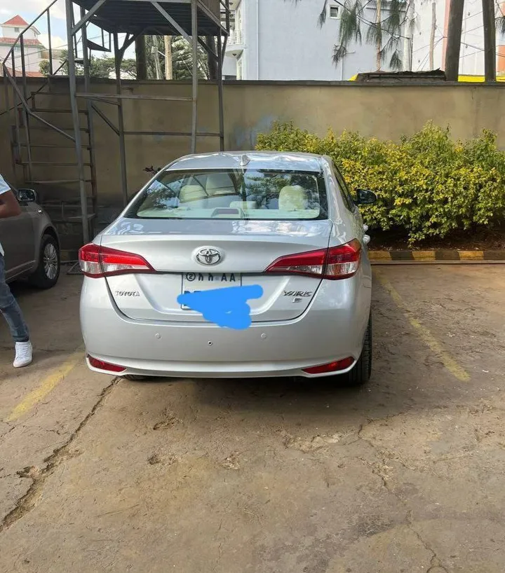 Toyota Yaris Sedan 2020 Automatic – photo 3