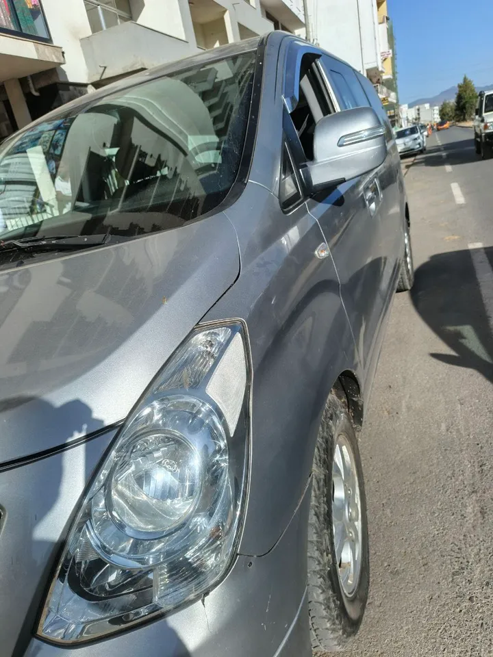 Hyundai Starex Van 2015 – photo 4