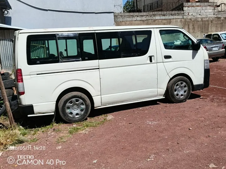 Toyota Abadula Minibus 2005 Manual – photo 3