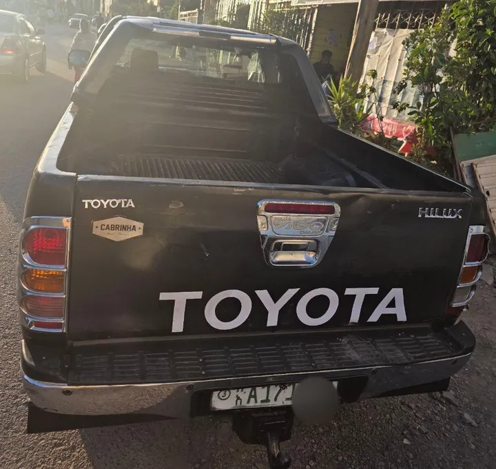 Toyota Hilux King Cab 2009 – photo 3