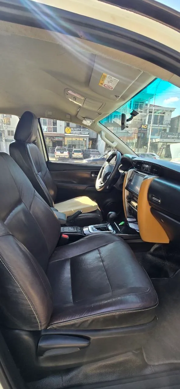Toyota Fortuner 2020 2.7L 4WD – photo 6