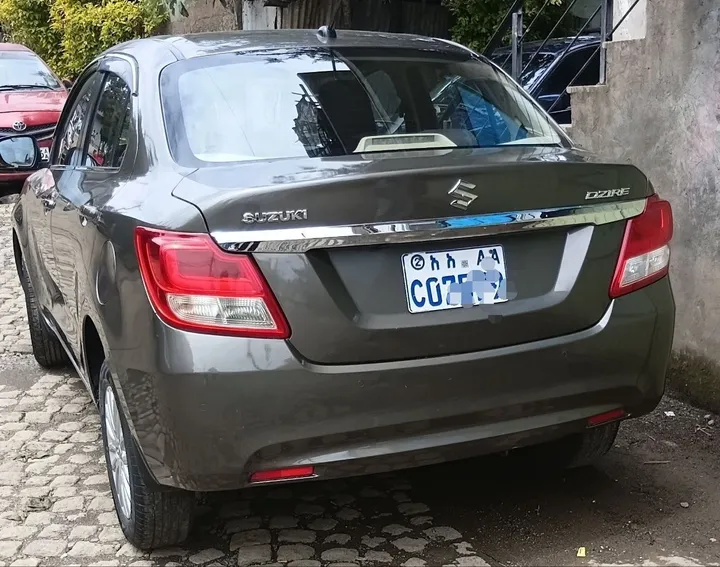 2022 Suzuki Dzire Sedan – photo 3