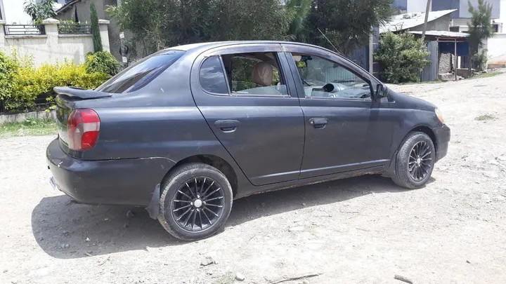 Toyota Platz 2001 Automatic – photo 4