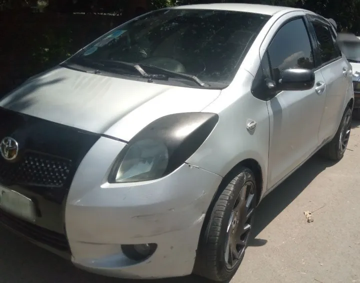 Toyota Yaris Compact 2006 Automatic – photo 3