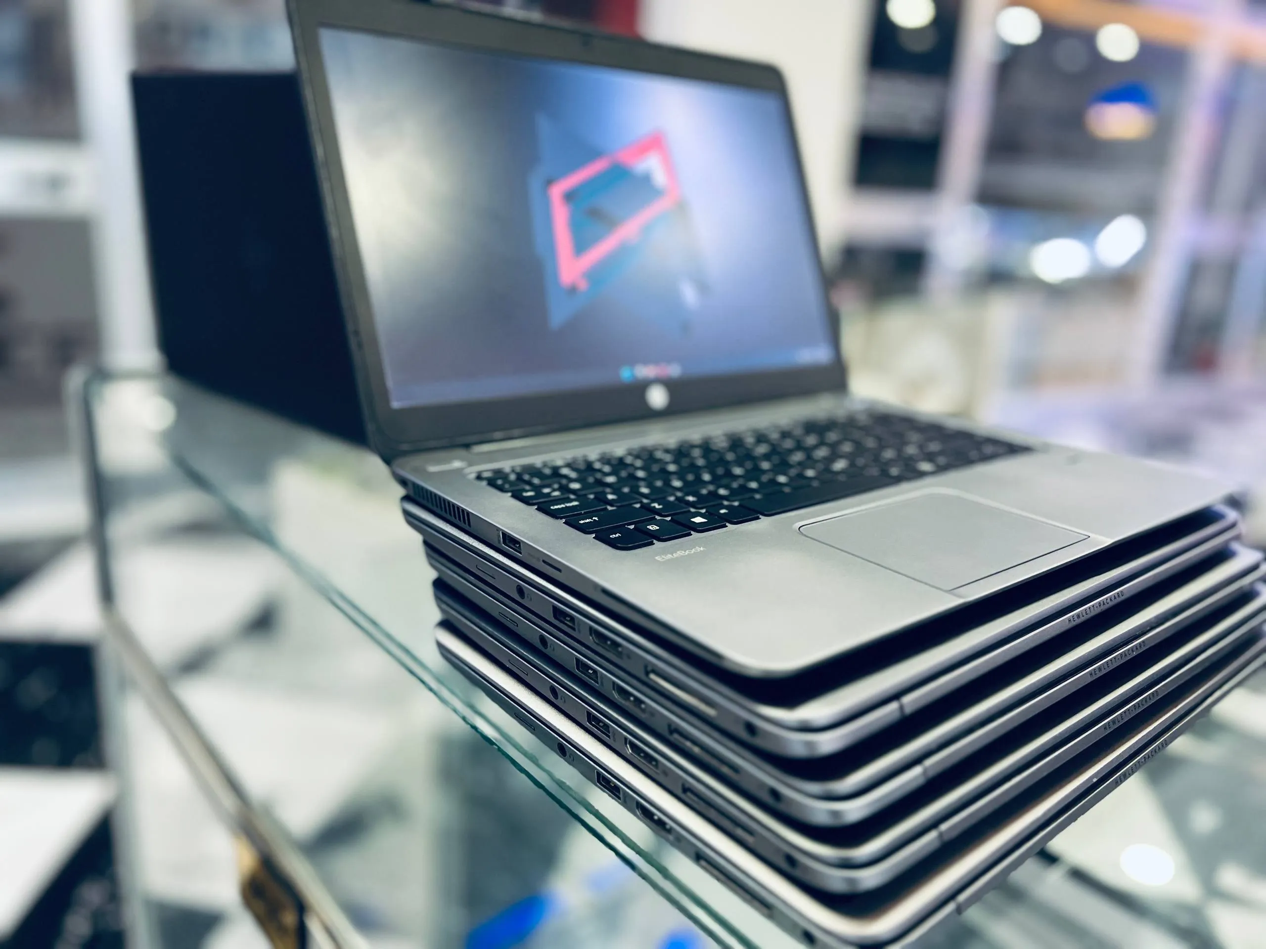 HP Folio 1040 i7 Laptop – photo 3