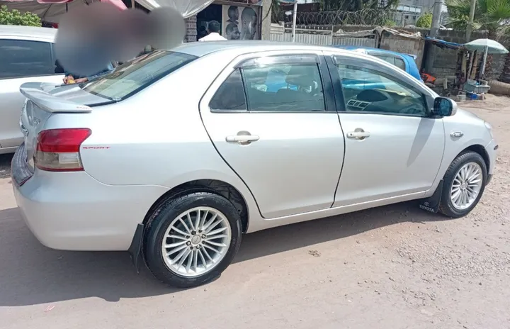 Toyota Yaris Belta 2007 – photo 5