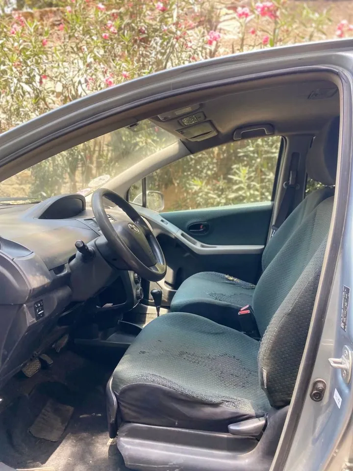 Toyota Yaris Compact 2007 – photo 4