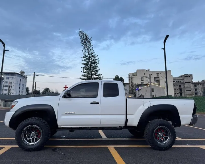 Toyota Tacoma Pickup 2013 – photo 5