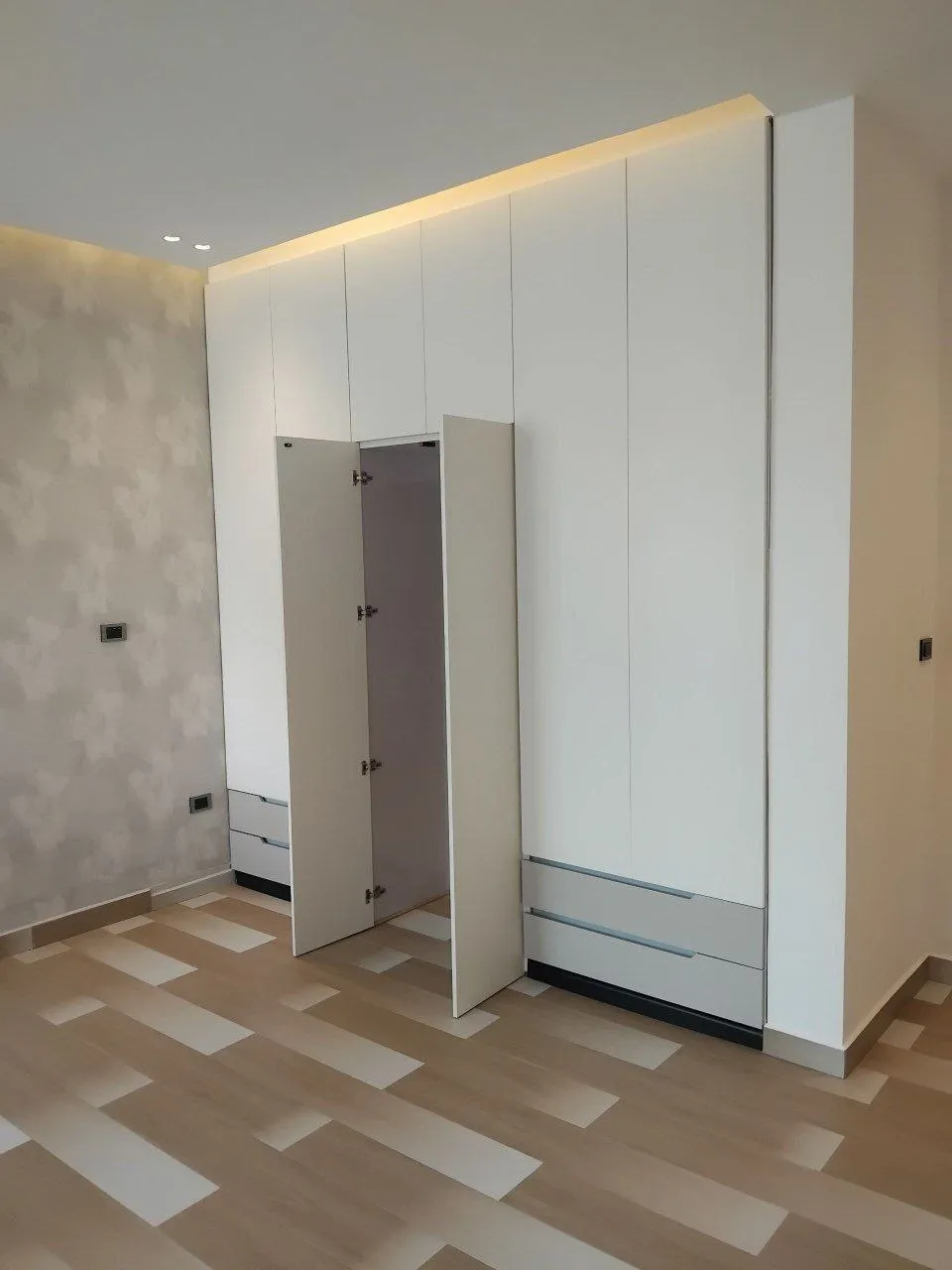 G+2 Luxury Terrace House in Ayat – photo 5