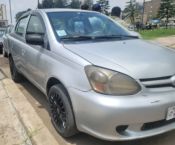 Toyota Platz 2005 Automatic – photo 5