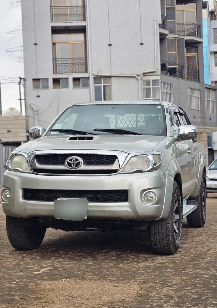 Toyota Vigo D4D Manual 2010 – photo 7