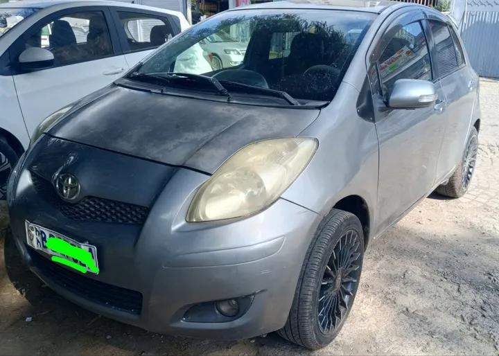 Toyota Yaris Compact 2008 – photo 4