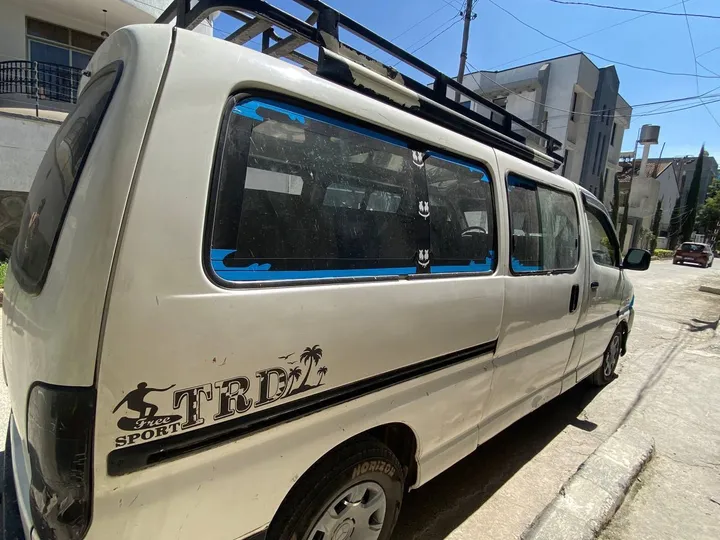Toyota Dolfin 2007 Manual Van – photo 3