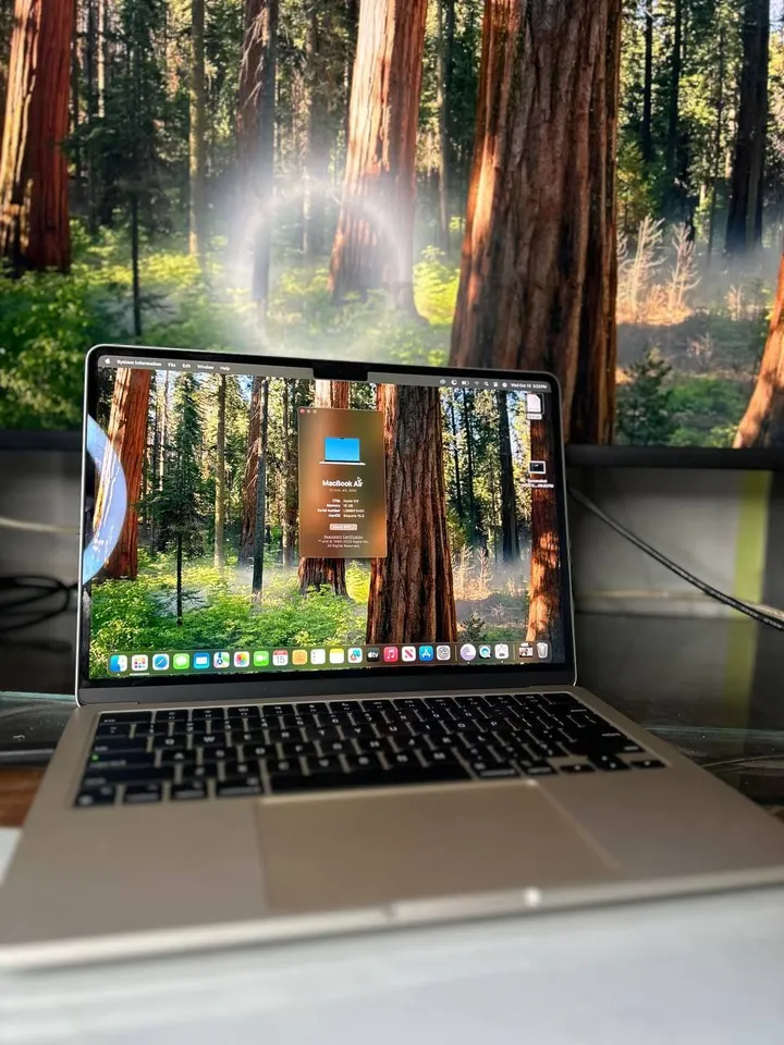 MacBook Air M3 13.6 Inch – photo 3